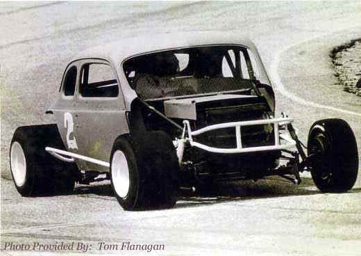 2_Adams.jpg (40330 bytes)