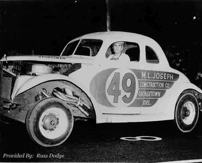 49_Melvin_Sm.jpg (34879 bytes)