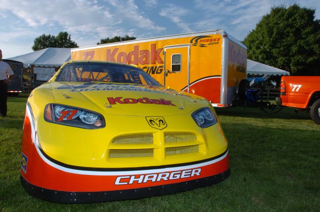 DSC_0022[2].jpg (65617 bytes)