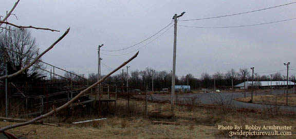 a02.23.04_FLM_TUR_THR_2004_1.jpg (50435 bytes)