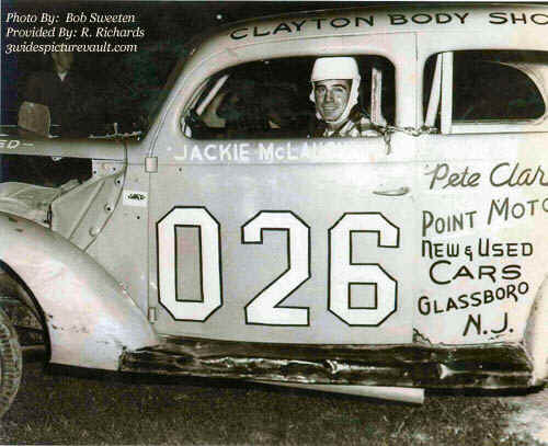 clark026 copy.jpg (67738 bytes)