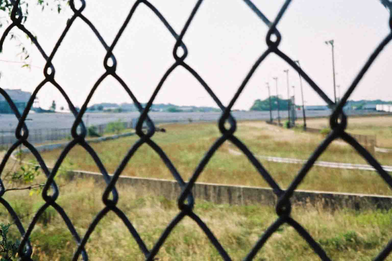 01.10.03_PEN_NAT_STR_2002_1.jpg (70927 bytes)