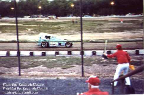 12.13.03_747_WAR_ALS_2003_1.jpg (65919 bytes)