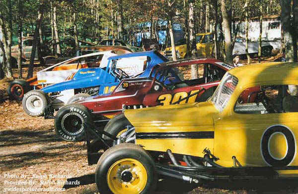 a11.06.04_FLE_PUM_RUN_2004_1.jpg (2606 bytes)