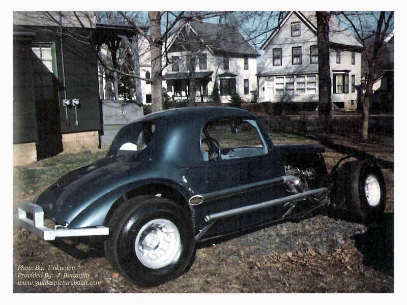 d05.25.07_099_BAT_UNK_0060M_1.jpg (159984 bytes)