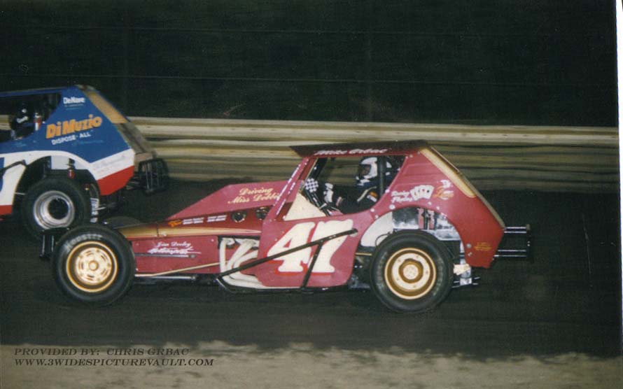 05.25.03_047_GRB_NES_2002_1.jpg (57664 bytes)