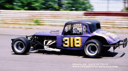 07.03.03_318_UNK_FLM_2003_1.jpg (42182 bytes)